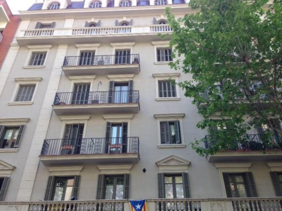 Canela Homes Barcelona Bailen Bagian luar foto