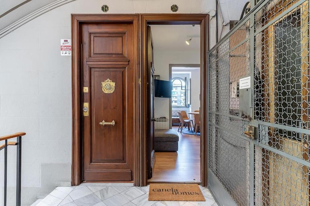 Canela Homes Barcelona Bailen Bagian luar foto