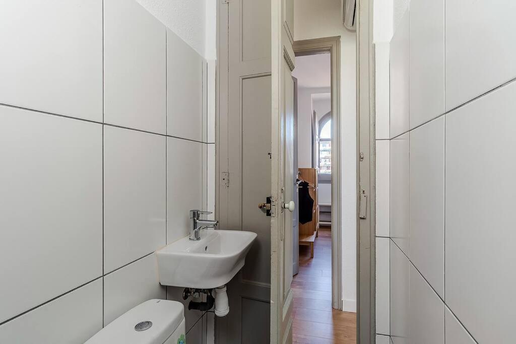 Canela Homes Barcelona Bailen Bagian luar foto