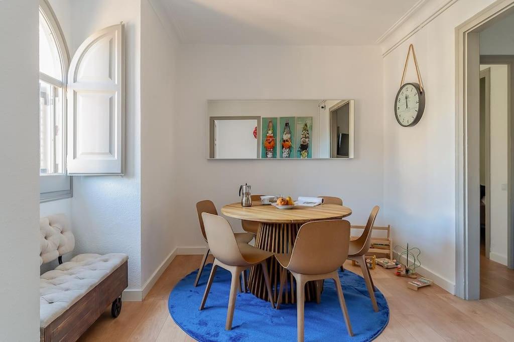Canela Homes Barcelona Bailen Bagian luar foto